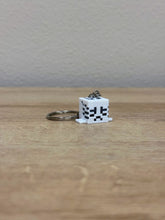 Load image into Gallery viewer, Minecraft Ghasts Happy and Dried Bundle Keychains