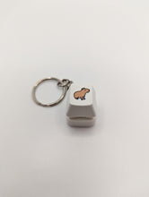 Load image into Gallery viewer, Capybara keycap fidget keychain
