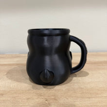 Load image into Gallery viewer, Ice Cream Pint Holder, Cute Animal, Highland Cow and Penguin
